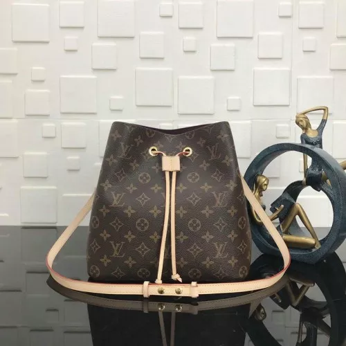 LV Bags 19T1L0498 0120